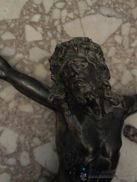 Antig&uuml;edades: Dos cristos de calamina y esta&ntilde;o - Foto 15