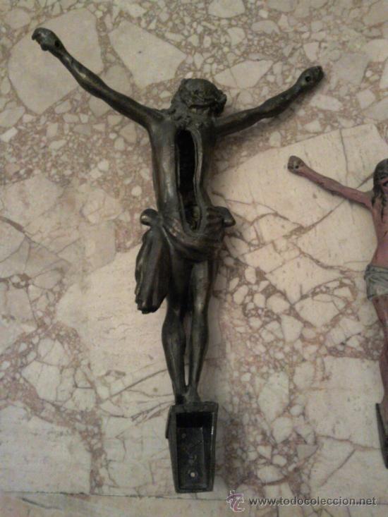 Antig&uuml;edades: Dos cristos de calamina y esta&ntilde;o - Foto 11