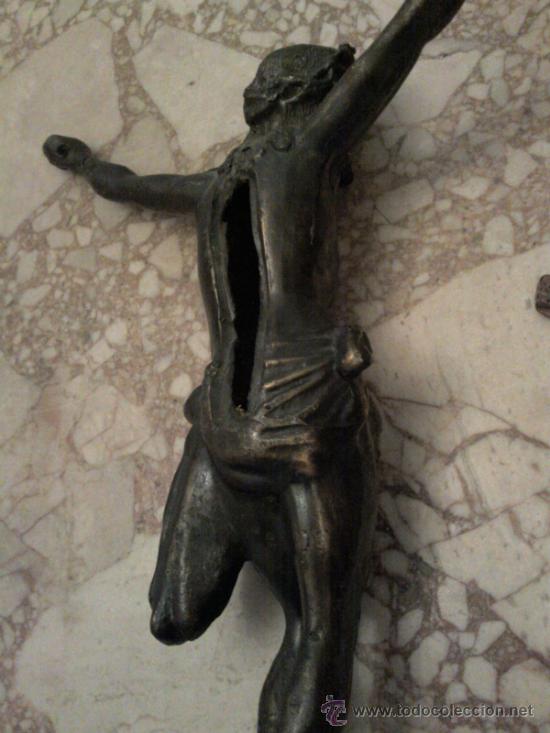 Antig&uuml;edades: Dos cristos de calamina y esta&ntilde;o - Foto 9