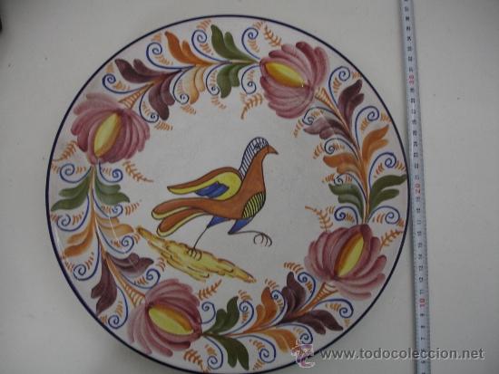 Antig&uuml;edades: PLATO DE CER&Aacute;MICA PINTADA A MANO. MARTINEZ. - Foto 1