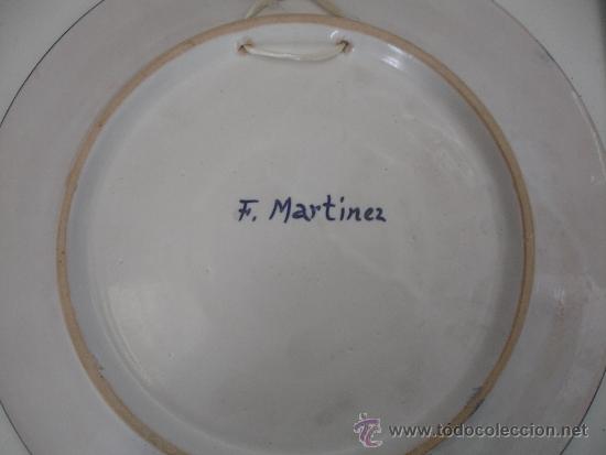 Antig&uuml;edades: PLATO DE CER&Aacute;MICA PINTADA A MANO. MARTINEZ. - Foto 2