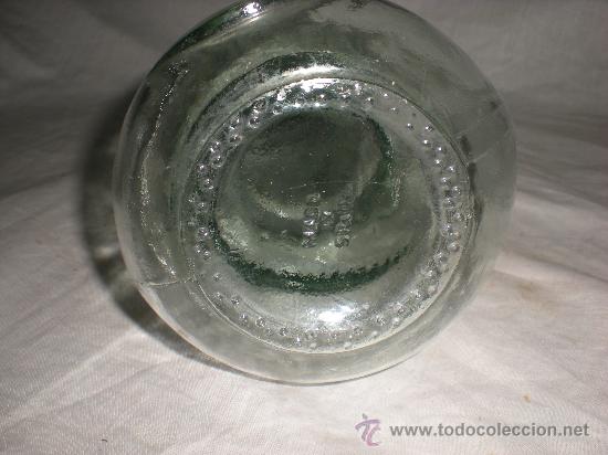 Antig&uuml;edades: BOTELLA CRISTAL ONDULADA CON TAPON - Foto 3