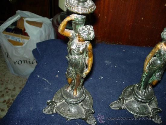 Antig&uuml;edades: Pareja de candelabros - Foto 2