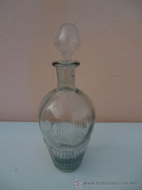 Antig&uuml;edades: Botella de cristal con tap&oacute;n - Foto 1