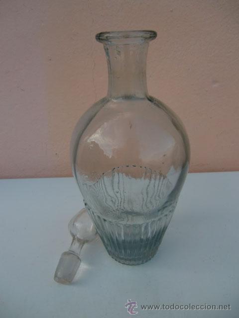 Antig&uuml;edades: Botella de cristal con tap&oacute;n - Foto 2