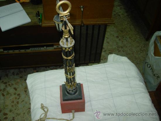 Antig&uuml;edades: Lampara peque&ntilde;a de sobremesa - Foto 2