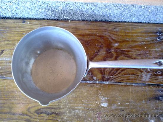 Antig&uuml;edades: antiguo cazo de aluminio - Foto 2