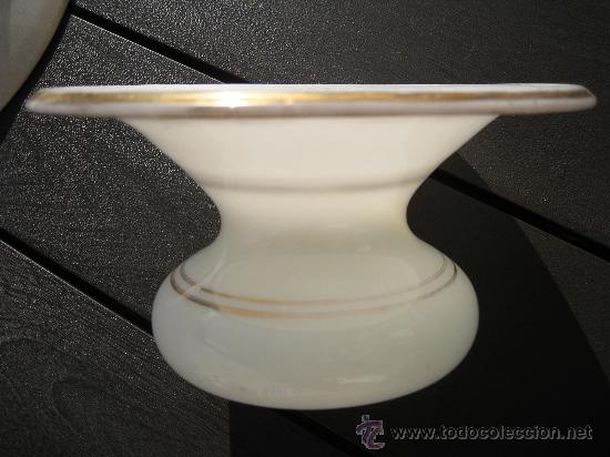 Antiques: CA.1880. ESCUPIDERA EN OPALINA DORADA. LA INDUSTRIA DE GIJ&Oacute;N.