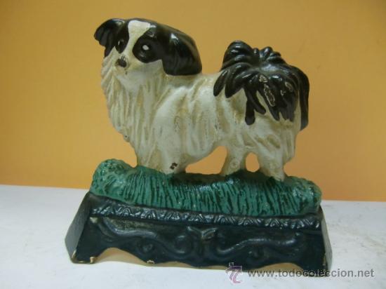 Antig&uuml;edades: Pieza de hierro. Perro - Foto 1