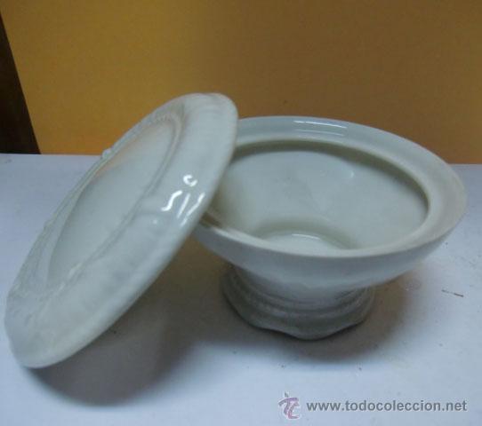 Antig&uuml;edades: Cajita de porcelana - Foto 2