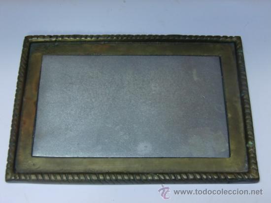Antig&uuml;edades: Bandejita de bronce y esta&ntilde;o - Foto 1