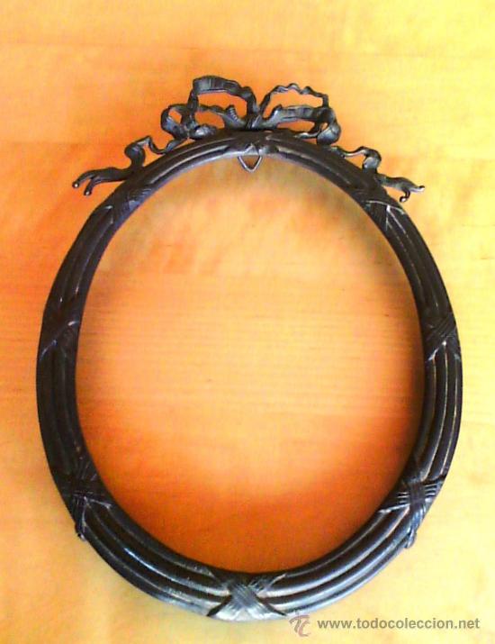 Antig&uuml;edades: ANTIGUO MARCO OVALADO DE BRONCE * - Foto 1