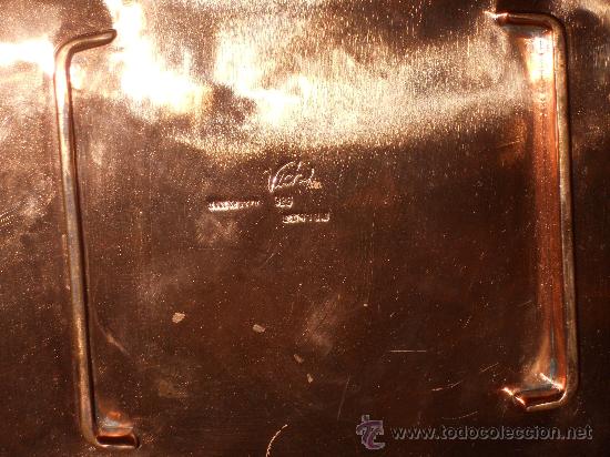 Antig&uuml;edades: BAMDEJA  DE  COBRE  CON  UN RELIEVE  PLATEADO - Foto 5