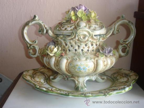 Antig&uuml;edades: centro de mesa con bandeja - Foto 1
