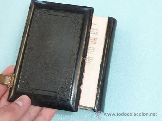 Antig&uuml;edades: ANTIGUO DEVOCIONARIO DE 1872. TAPAS TRABAJADAS - Foto 6
