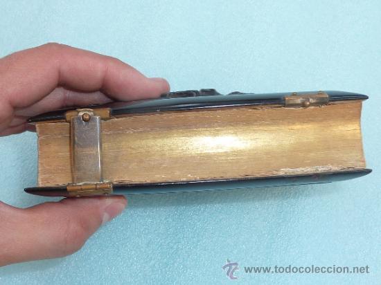 Antig&uuml;edades: ANTIGUO DEVOCIONARIO DE 1872. TAPAS TRABAJADAS - Foto 7