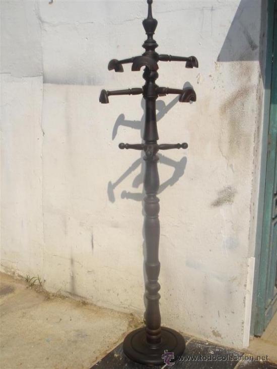 Antig&uuml;edades: perchero de madera de casta&ntilde;o - Foto 1