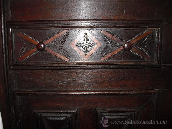 Antig&uuml;edades: mueble de cuarterones S.XVIII - Foto 3