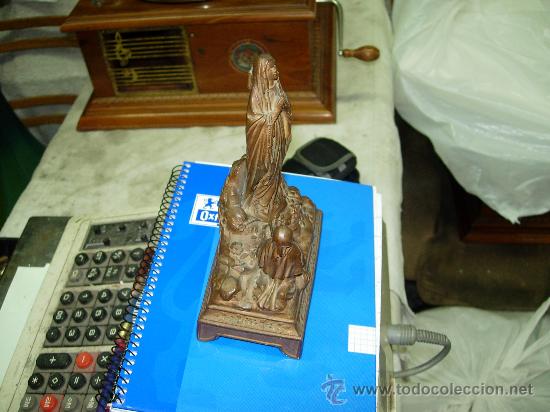 Antig&uuml;edades: Figura con caja musica - Foto 5