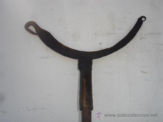 Antig&uuml;edades: antiguo artilugio de campo - Foto 2
