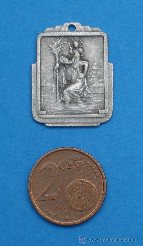 Antig&uuml;edades: Medalla rectangular de aluminio del Montepio de previsi&oacute;n social de Choferes - Reus - Foto 1