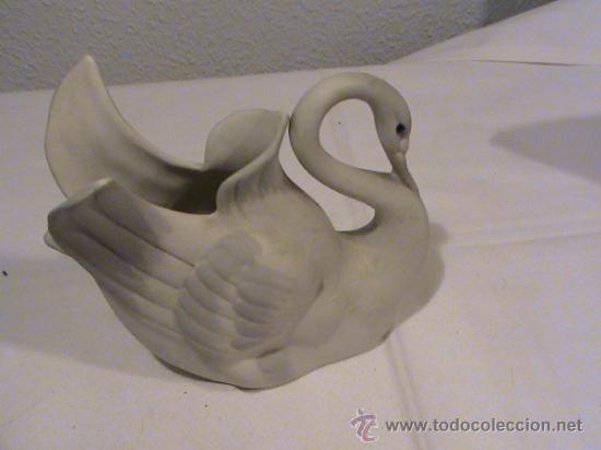 Antig&uuml;edades: Cisne de cer&aacute;mica - Foto 3