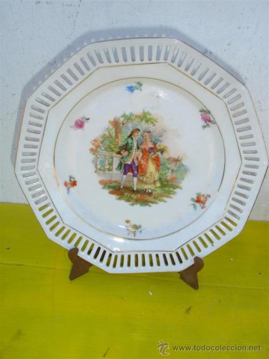Antig&uuml;edades: plato de ceramica exagonal - Foto 1