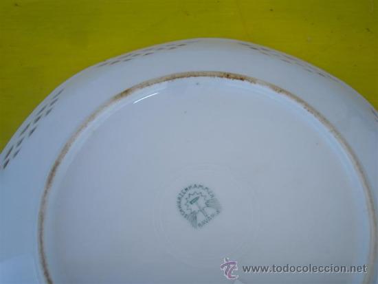 Antig&uuml;edades: plato de porcelana exagonal - Foto 2