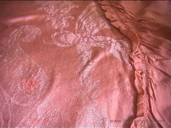 Antig&uuml;edades: COLCHA ROJA PARA CAMA DE 80CM - Foto 6