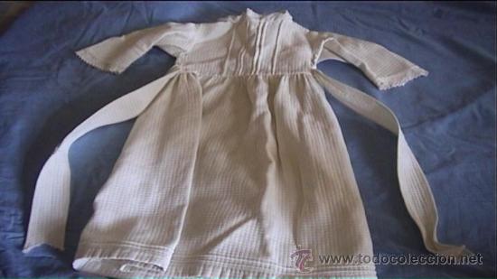 Antig&uuml;edades: VESTIDO - Foto 1