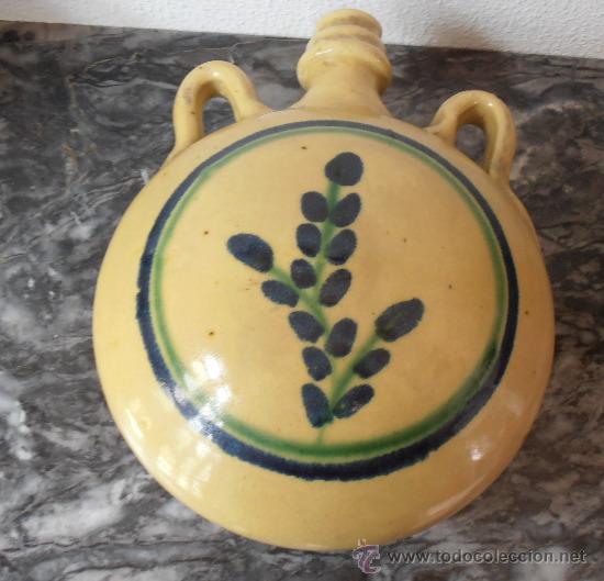 Antig&uuml;edades: BOTELLA DE CERAMICA, FIRMADA R G. - Foto 1