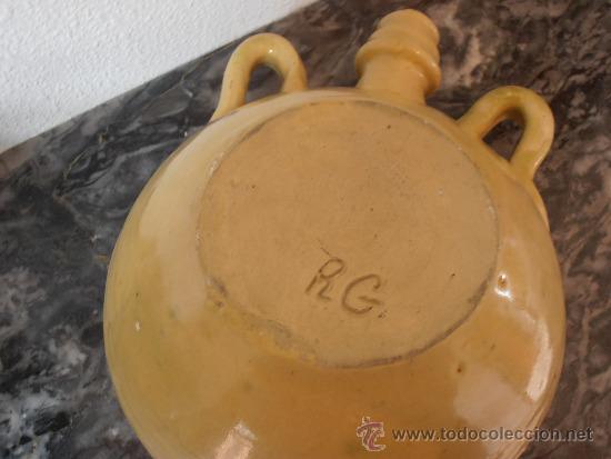 Antig&uuml;edades: BOTELLA DE CERAMICA, FIRMADA R G. - Foto 4
