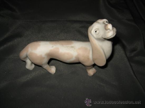 Antig&uuml;edades: ANTIGUO PERRO BASSET  DE BISCUIT - Foto 1