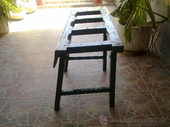 Antig&uuml;edades: antiguo cantarero en madera. - Foto 4