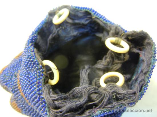 Antig&uuml;edades: BOLSO LIMOSNERO ANTIGUO DE ABALORIOS - Foto 2