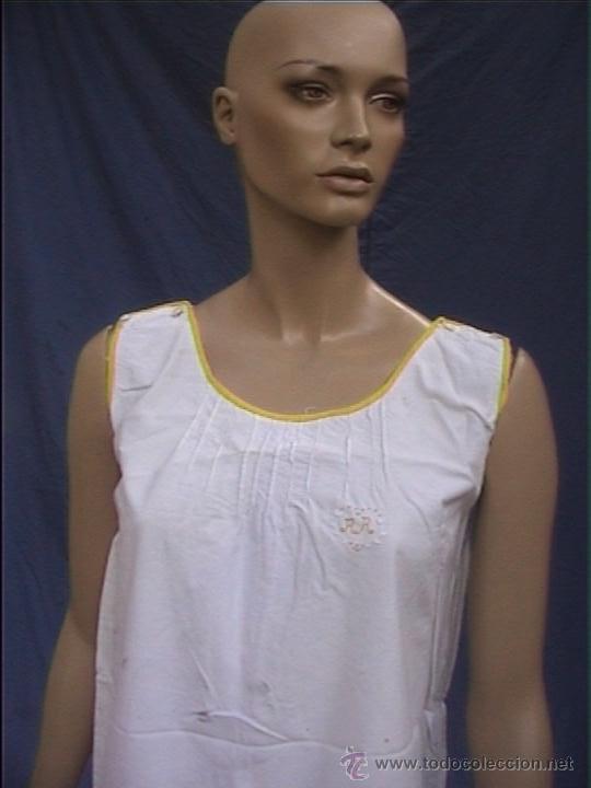 Antig&uuml;edades: VESTIDO BLANCO SIN MANGAS - Foto 2
