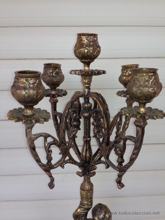 Antig&uuml;edades: Candelabros de bronce.  Par. - Foto 5