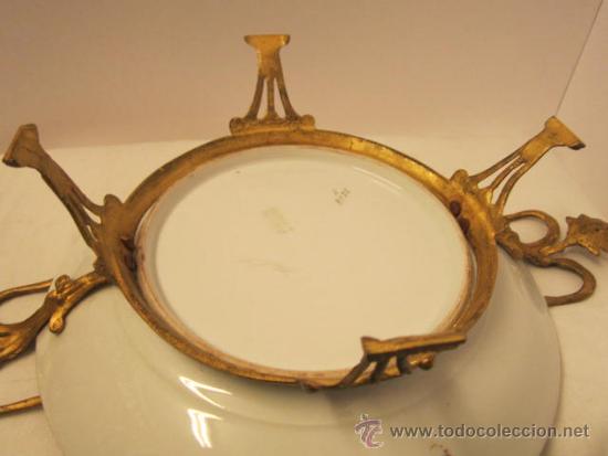 Antig&uuml;edades: CENTRO DE PORCELANA Y METAL - Foto 3