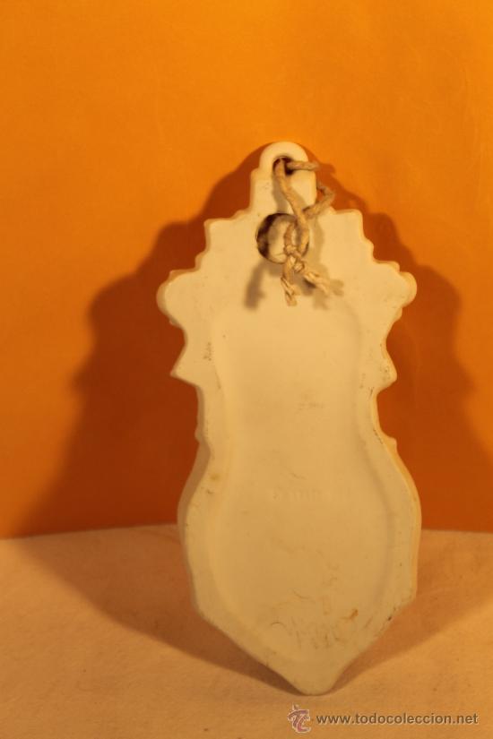Antig&uuml;edades: BENDITERA BISCUIT EXCE-HOMO - Foto 2