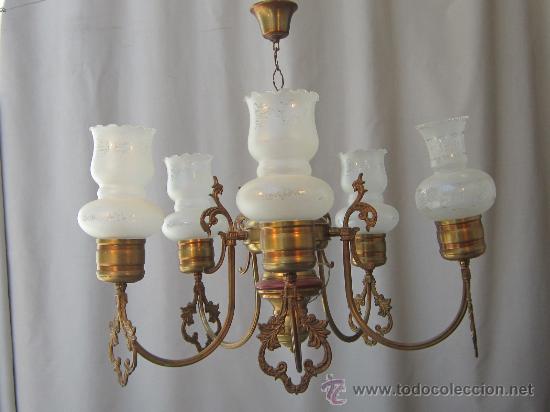 Antig&uuml;edades: LAMPARA DE TECHO EN BRONCE CON 5 LUCES - Foto 1