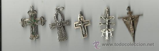 Antig&uuml;edades: 5 crucifijos en plata - Foto 1