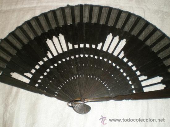 Antig&uuml;edades: abanico negro de luto - Foto 3