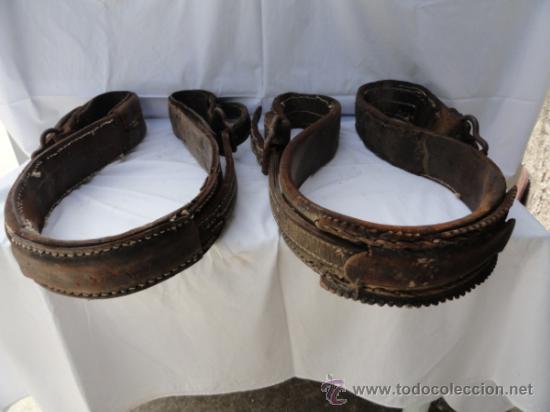 Antig&uuml;edades: PAREJA DE ENGANCHES PARA CABALLOS. - Foto 2