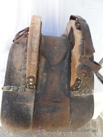 Antig&uuml;edades: ANTIGUA PROTECCION O PIEZA DE CARGA PARA MULA. - Foto 3