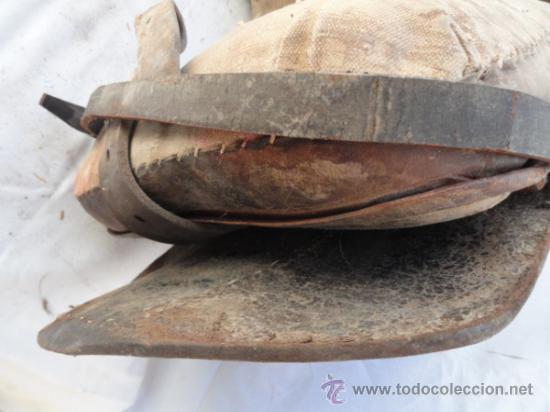 Antig&uuml;edades: ANTIGUA PROTECCION O PIEZA DE CARGA PARA MULA. - Foto 9