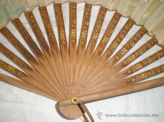 Antig&uuml;edades: abanico madera y seda - Foto 6