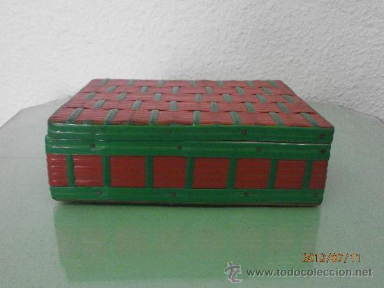 Antig&uuml;edades: ANTIGUA CAJA COSTURERO - Foto 1
