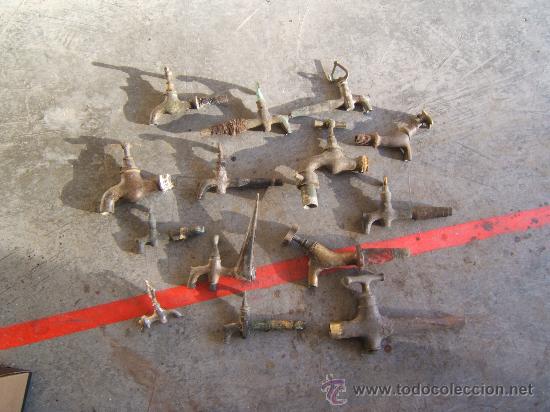 Antig&uuml;edades: GRIFO BRONCE SIGLOS XVIII y XIX - Foto 2