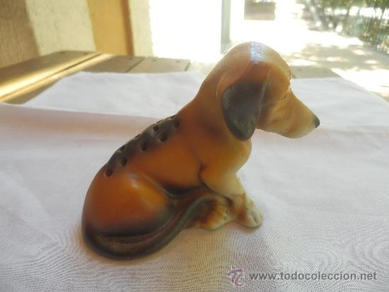 Antig&uuml;edades: PALILLERO CON FORMA DE PERRO - Foto 1