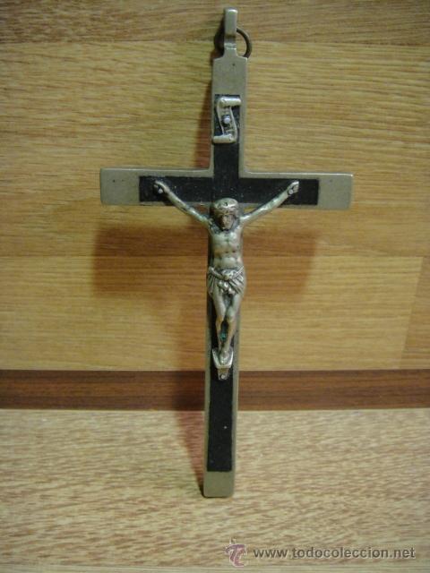 Antig&uuml;edades: crucifijo de bronce y madera - Foto 1